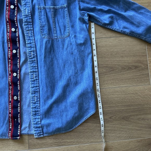 Tommy Jeans Hilfiger Long Sleeve Button Up Blue Denim Pocket Men’s M Classic - Picture 8 of 11